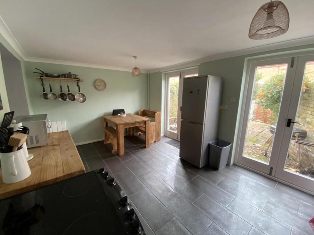 Charming Town Centre Character Cottage With Parking Stowmarket Kültér fotó