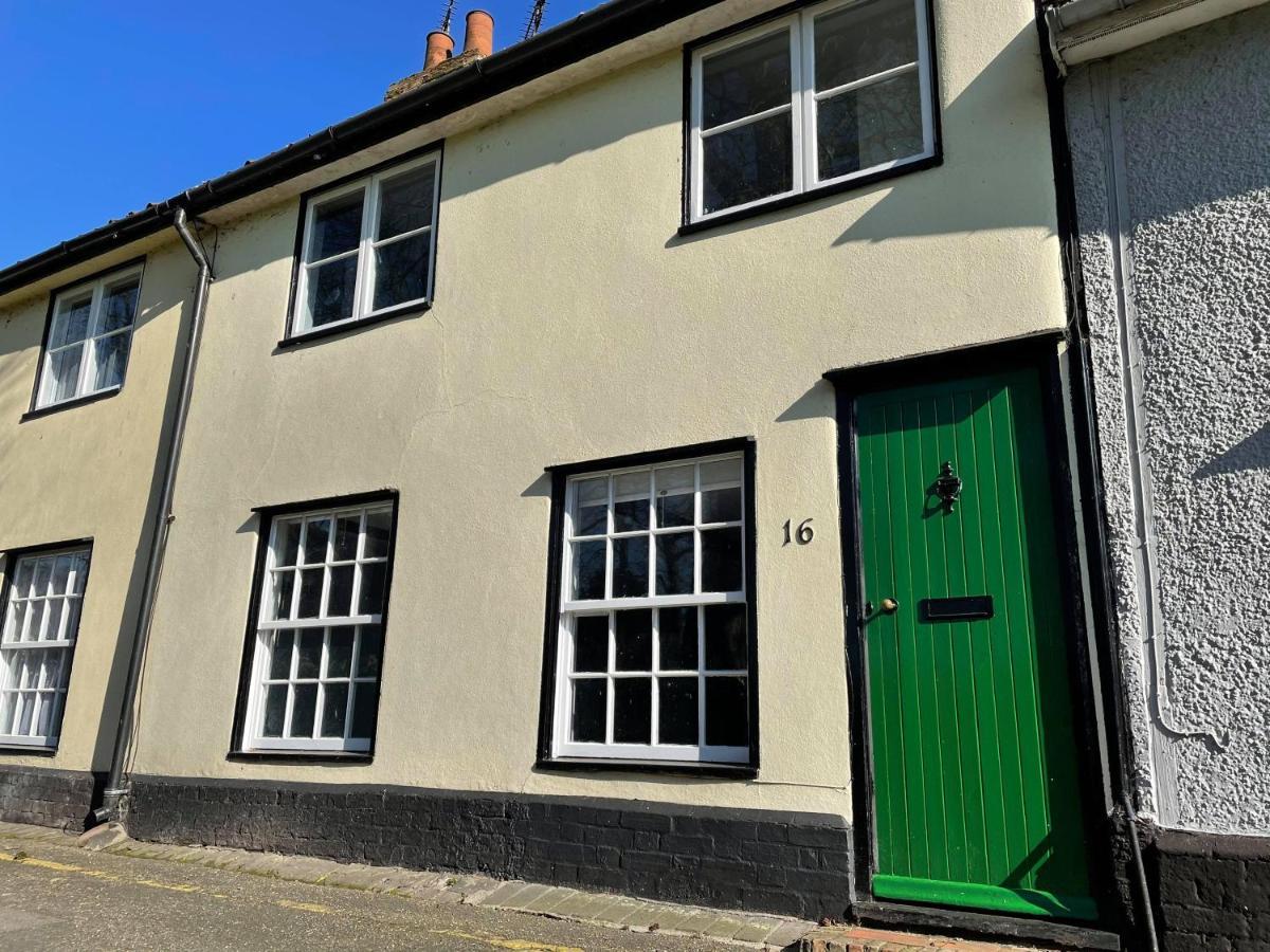 Charming Town Centre Character Cottage With Parking Stowmarket Kültér fotó